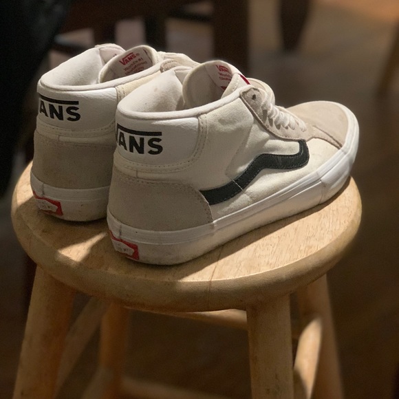 Vans half cabs white/beige 8M used - Picture 3 of 8